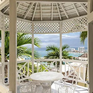  Apartment Pampered In Paradise Columbus Heights 2 Bedroom Penthouse Near Ian Fleming Airport